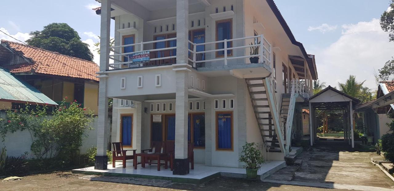 SPOT ON 90018 Villa Zane Reynold Karanghawu Esterno foto